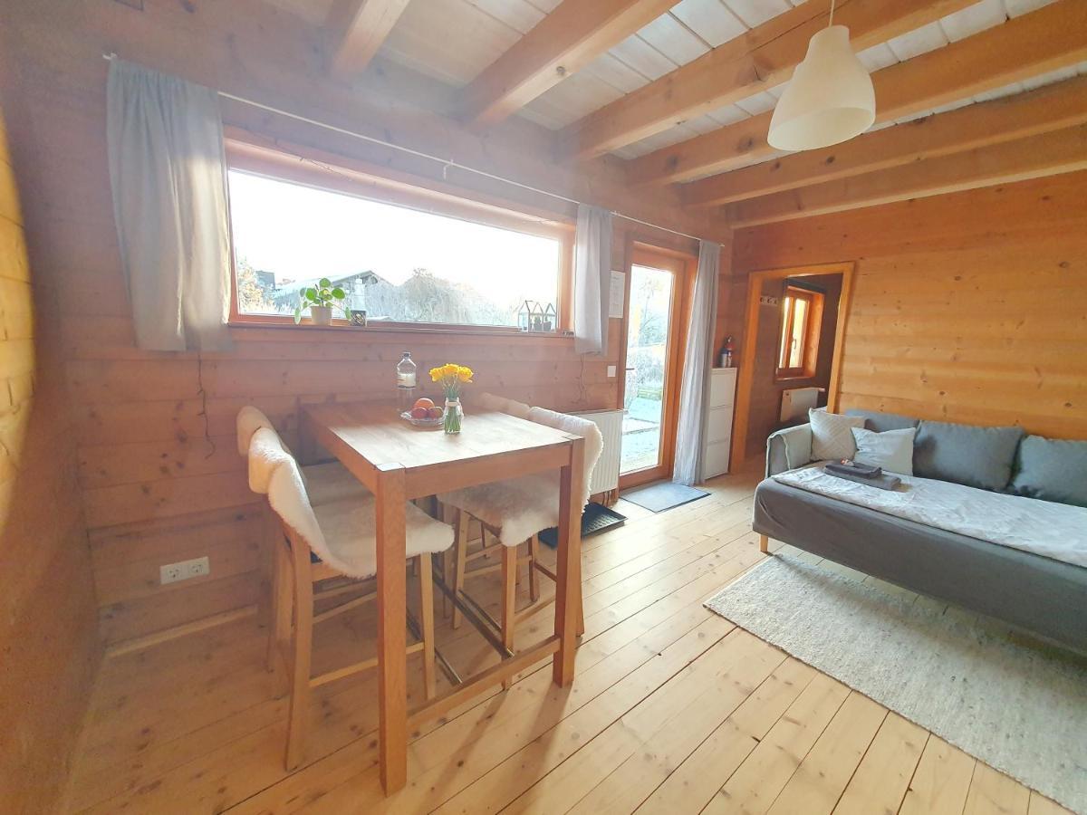 Helle Und Idyllische 2 Zimmer Wohnung Am Rande Von Berlin Exterior foto