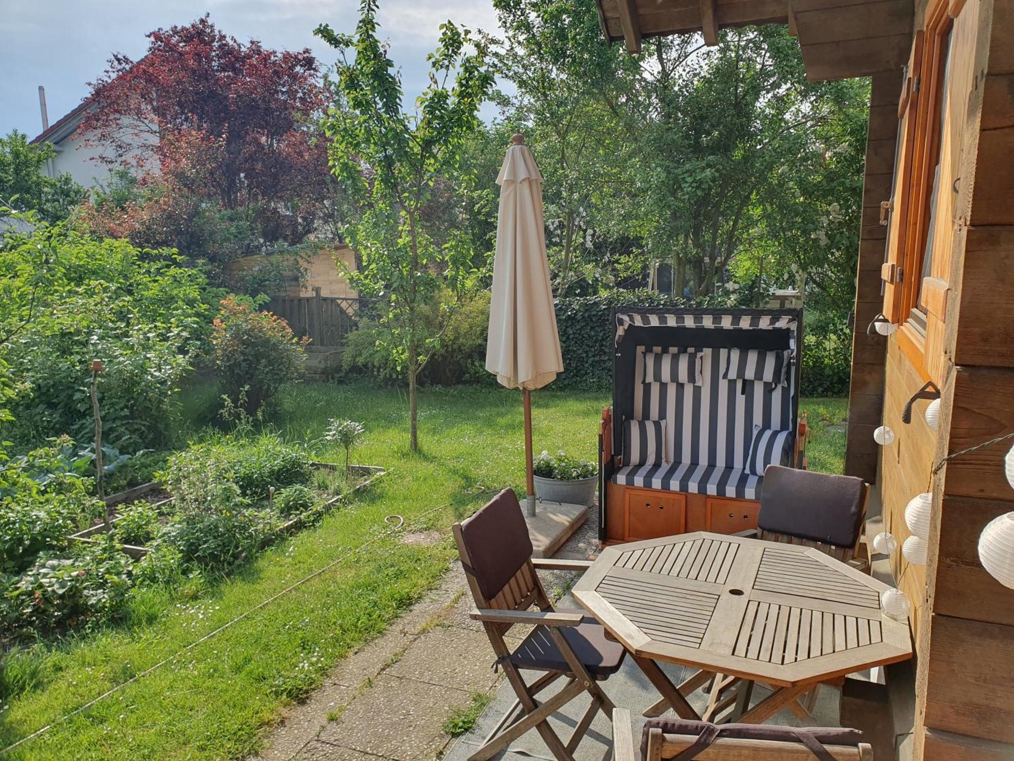 Helle Und Idyllische 2 Zimmer Wohnung Am Rande Von Berlin Exterior foto